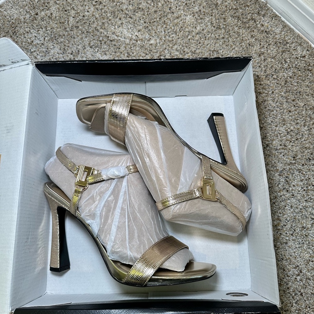 Karl Lagerfeld Cybil Evening Metallic Gold High Heel Sandals with Buckle Strap - Picture 10 of 11